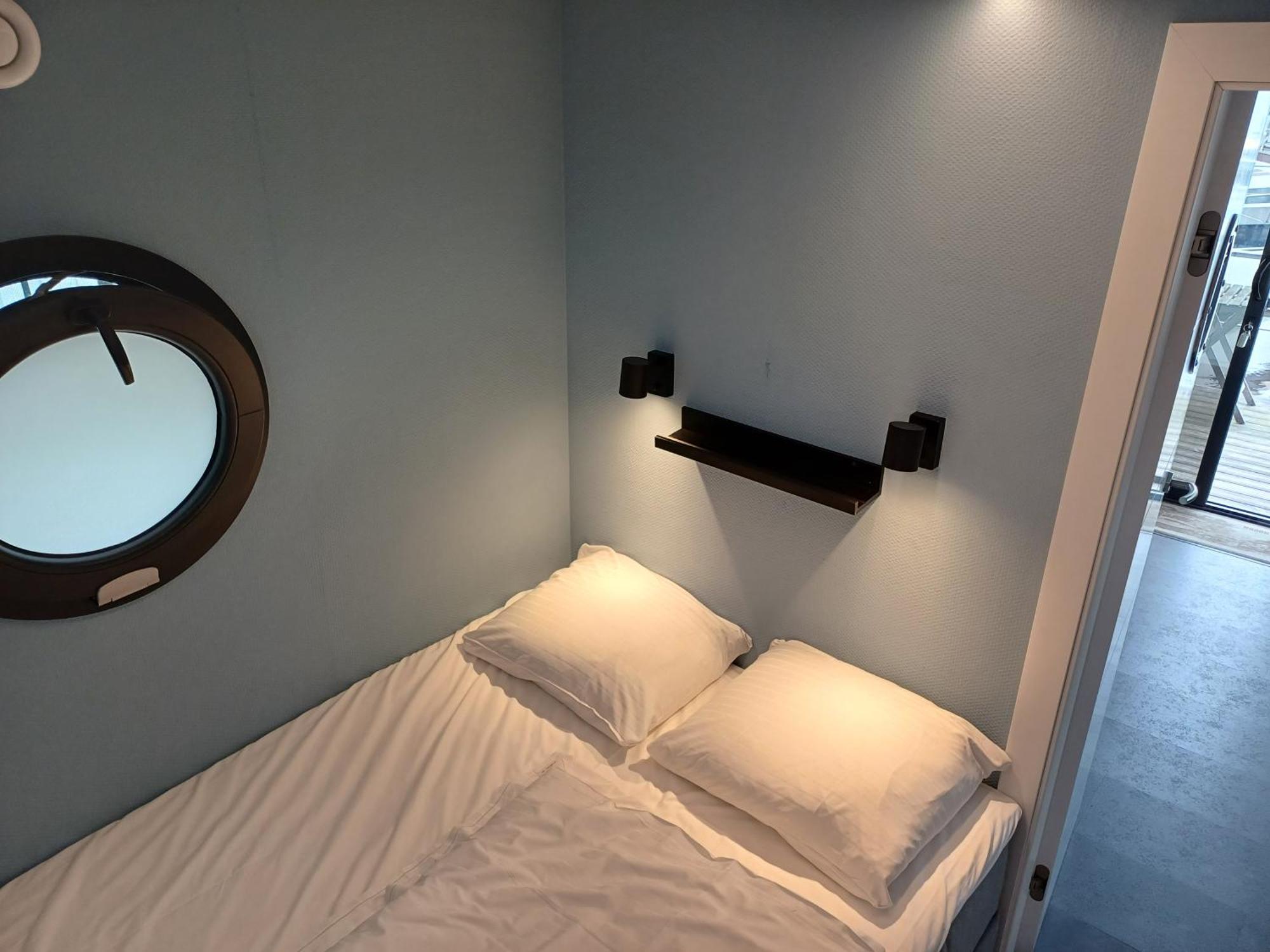 Hotel Bed-On-A-Boat Giethoorn Exterior foto